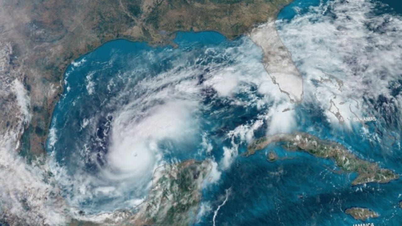 Graphic showing the 2026 hurricane names for the Atlantic and Pacific basins