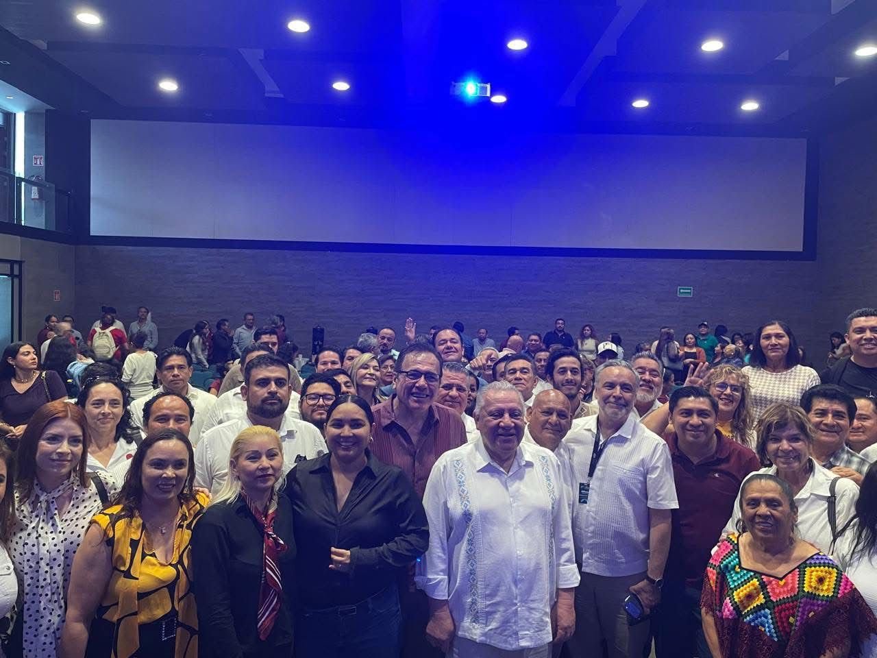 A conference room at the Wyndham hotel in Cancún during a Morena political forum