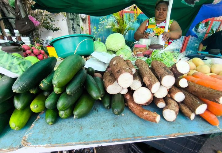A chart showing inflation rates in Quintana Roo compared to other Mexican states