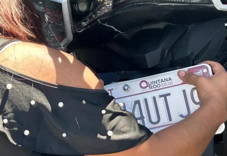 A sign or graphic indicating the March 31 deadline for vehicle plate renewal in Quintana Roo