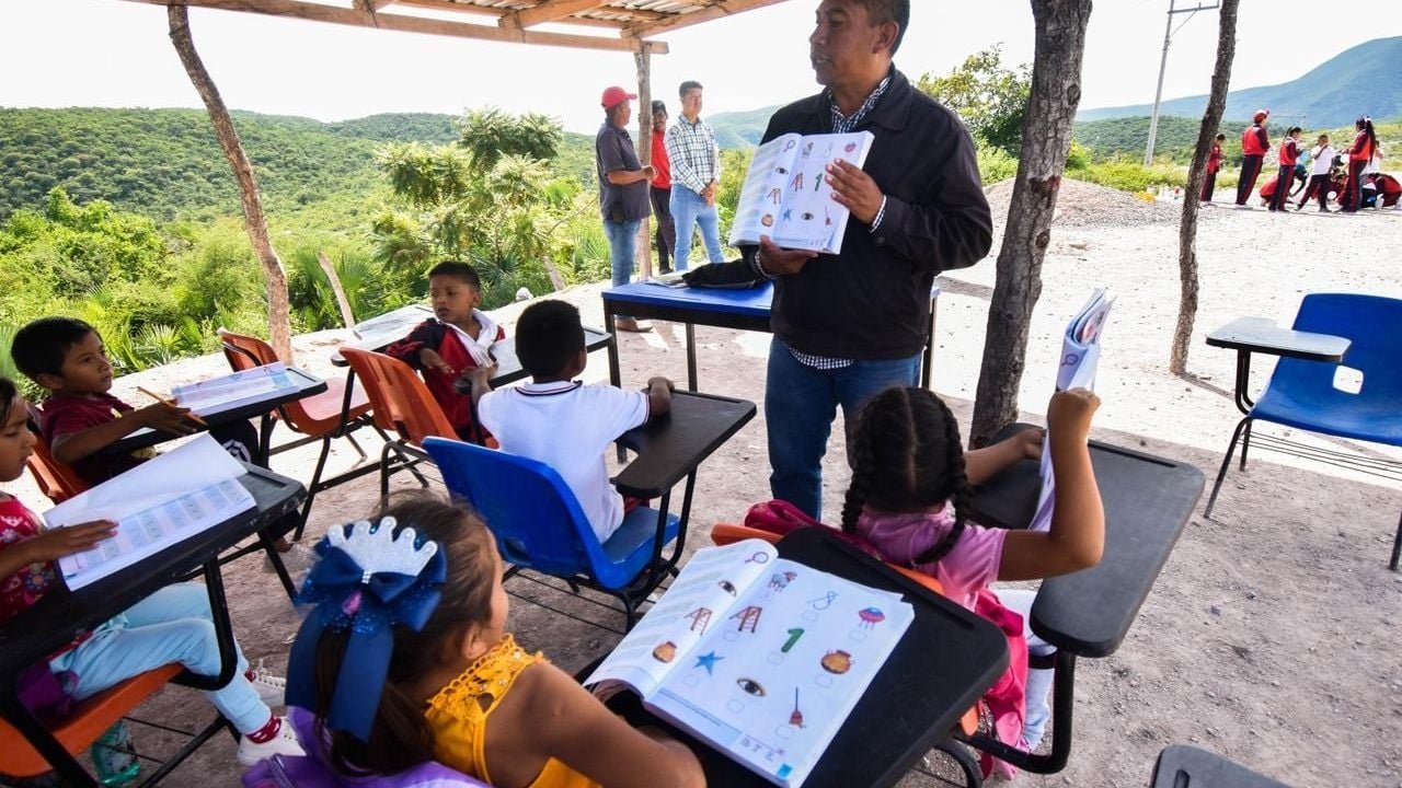 A rural school building in Guerrero, Mexico, illustrating educational infrastructure challenges