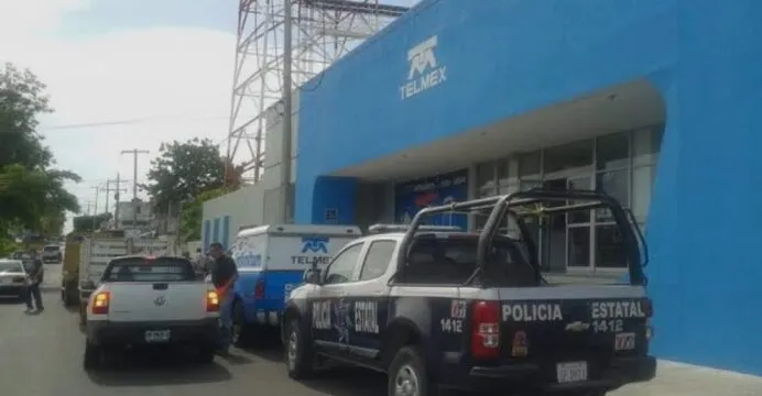 A document or legal setting representing the court ruling against Telmex