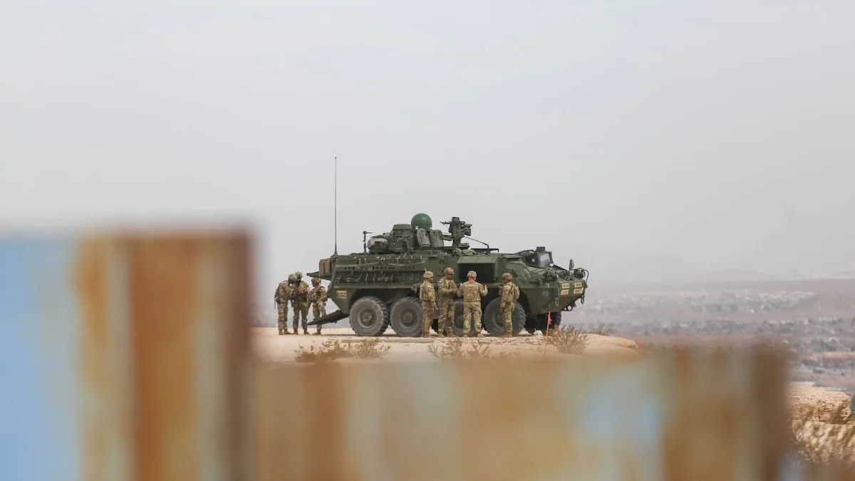Texas National Guard and state police patrolling the US-Mexico border