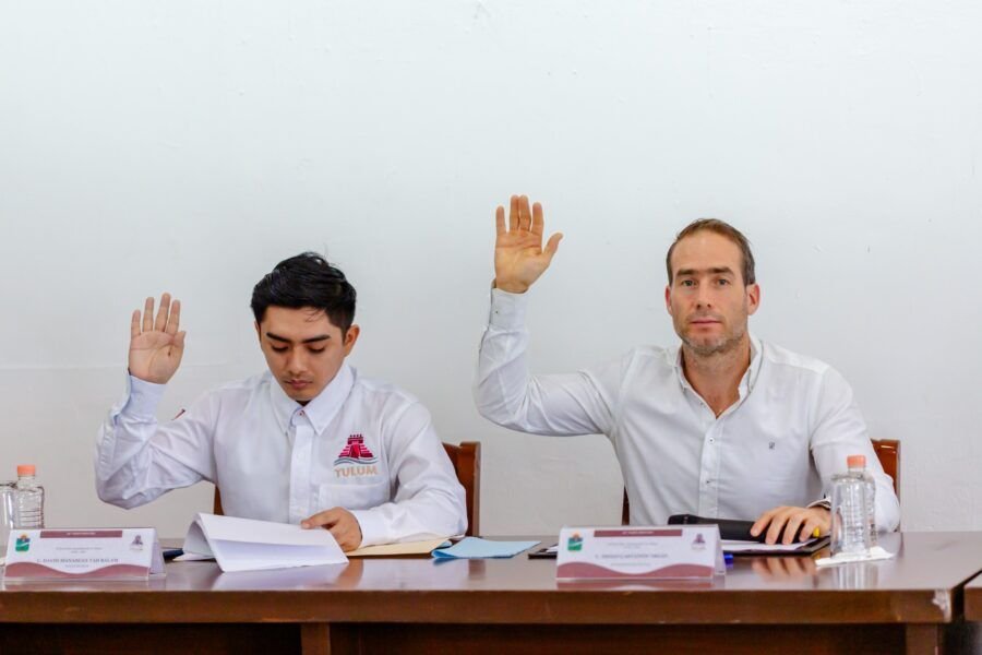 Tulum municipal council members during a session where child protection and education measures were approved