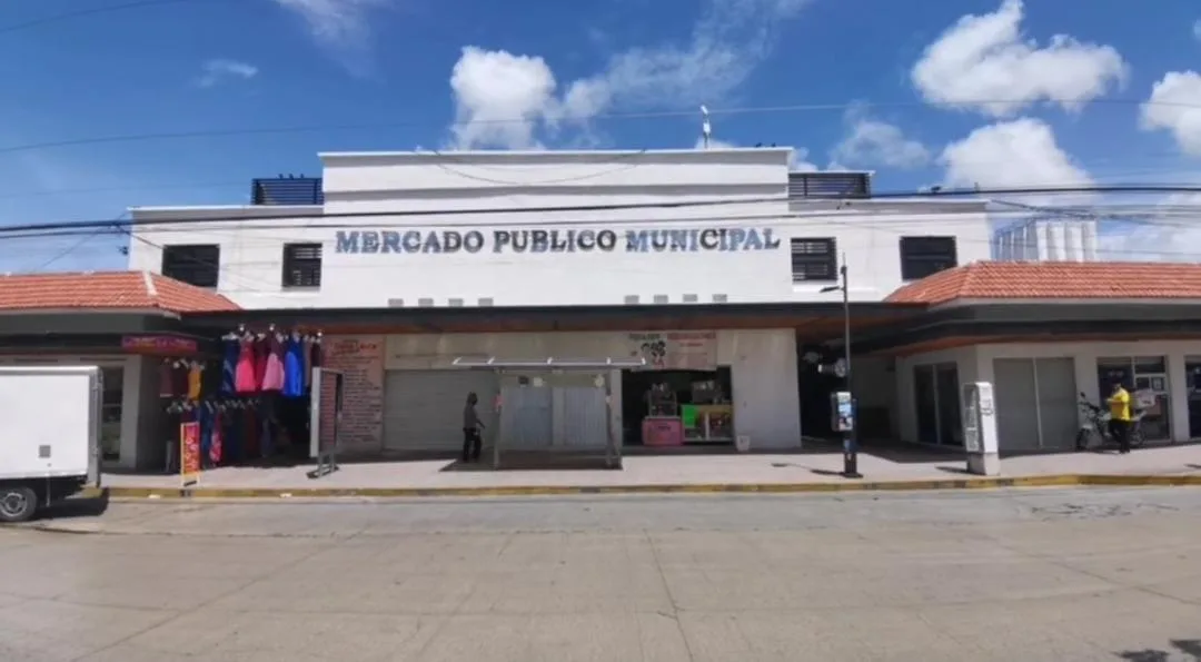 Mercado Diane Laura Riojas Playa del Carmen