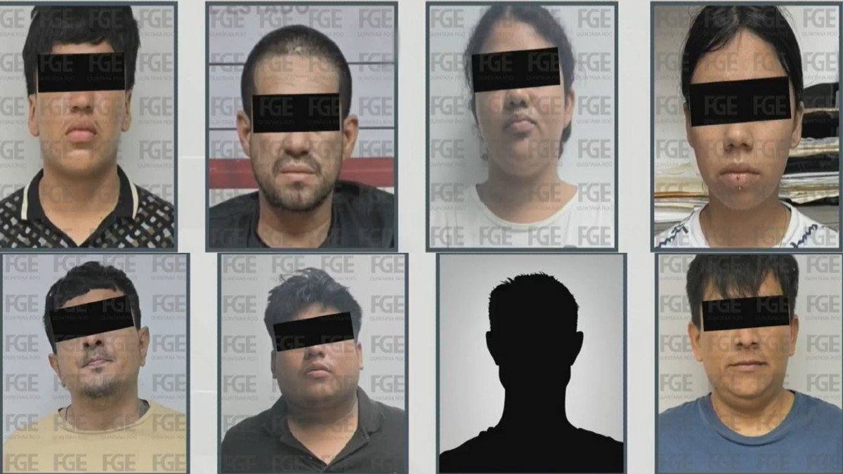 Evidence seized during a drug bust in Cancún's Marina Turquesa neighborhood