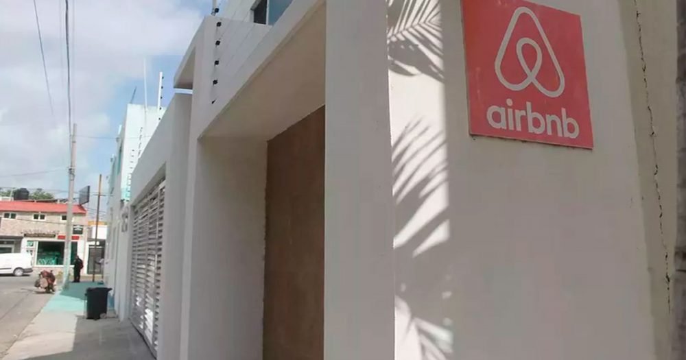 A security operation in Cancún following an assault on tourists