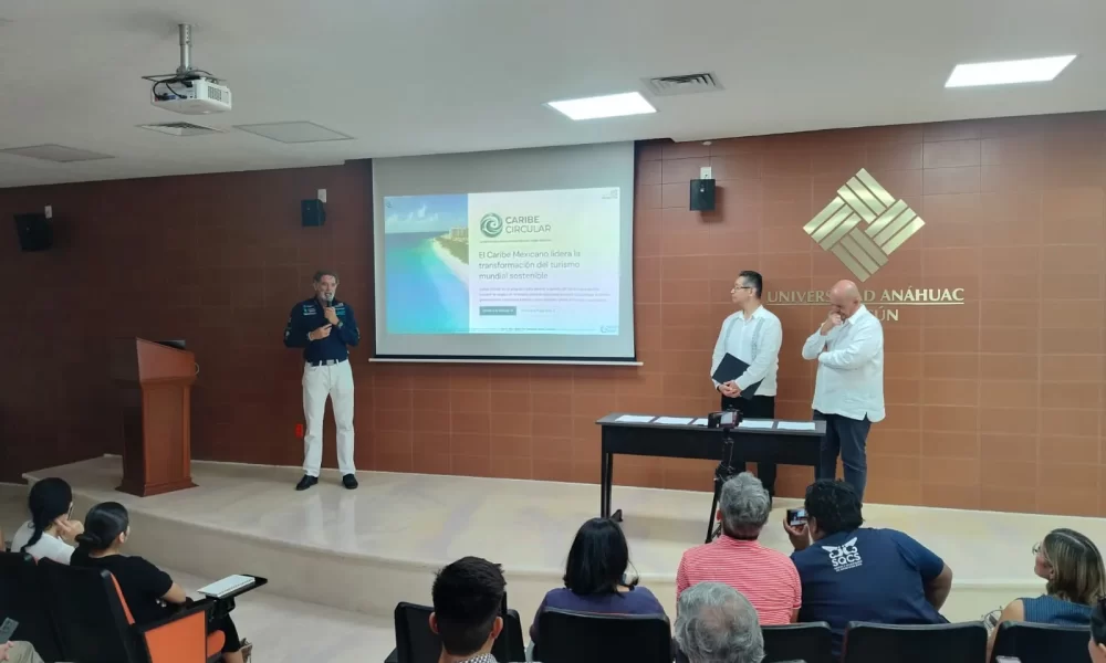 Business leaders and officials at the launch of Caribe Circular, a multi-actor alliance to industrialize sargasso in Cancun