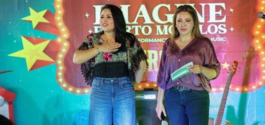 Performers at the Circus Imagine 2026 event in Puerto Morelos's Parque Fundadores
