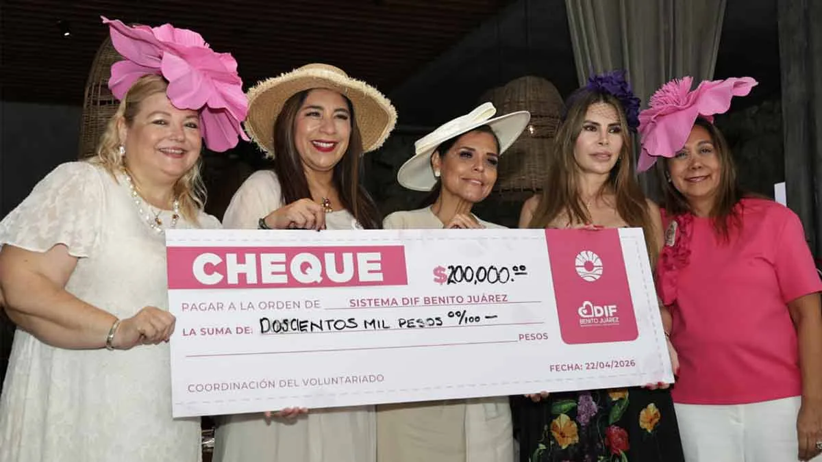 Women wearing decorated hats at the 4th Sombrero Breakfast organized by DIF Benito Juárez in Cancún