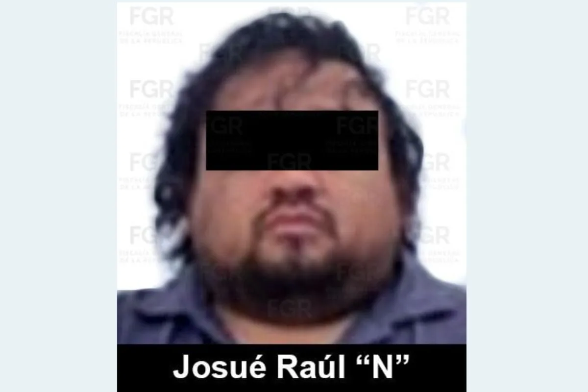 Photo from the Federal Prosecutor's Office showing evidence seized during the arrest operation in Kanasin, Yucatan