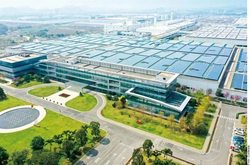 GAC Motor logo and manufacturing facility