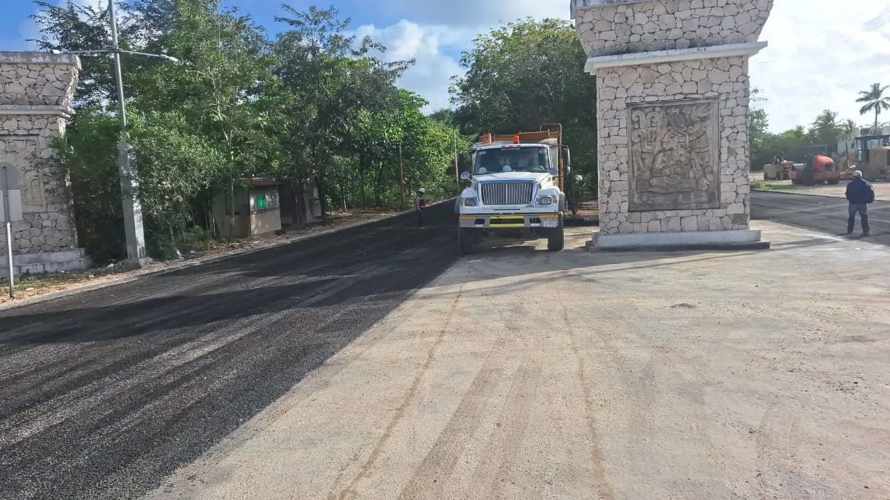 Aerial view of Mahahual's coastline showing the boardwalk area slated for renovation