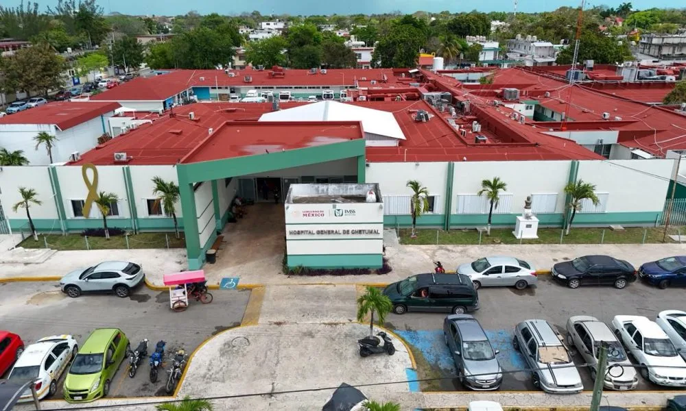 Quintana Roo Governor Mara Lezama announcing the conversion of Chetumal General Hospital into a university campus