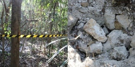 Police officers at a crime scene in Playa del Carmen, Quintana Roo