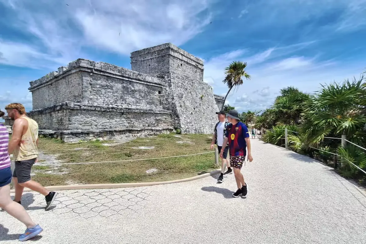 Archaeological site in Quintana Roo after conservation work under the Promeza program
