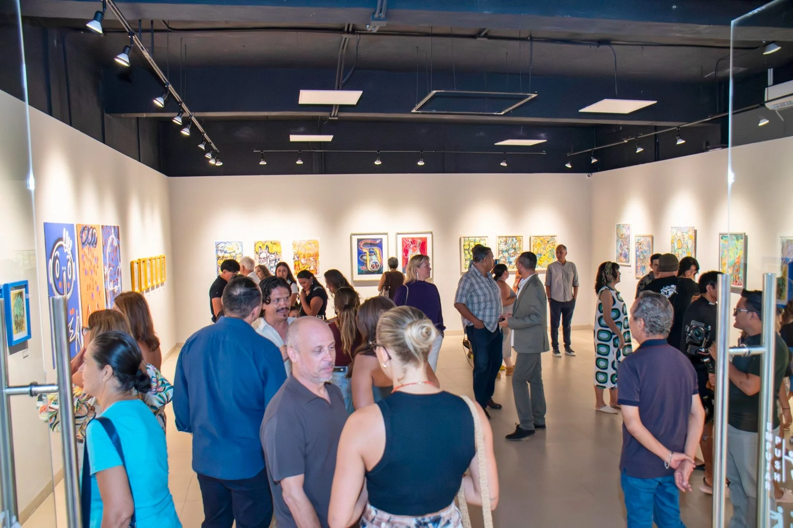 Artwork from Rafael Ontiveros's Periplo exhibition at the Cozumel Museum of the Island