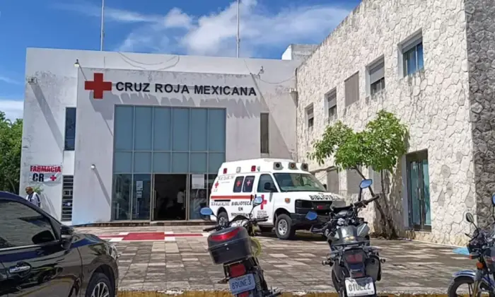 Red Cross ambulance and personnel in Playa del Carmen, Quintana Roo