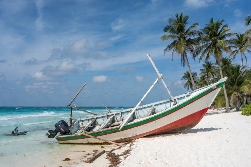 Exterior view of a federal courthouse in San Diego, California