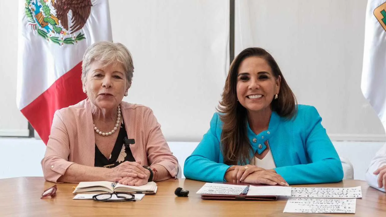 Officials meeting to discuss sargassum strategy in Quintana Roo