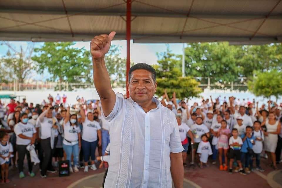 Mayor Gilberto Gomez Martinez Puerto Aventuras asked to step down