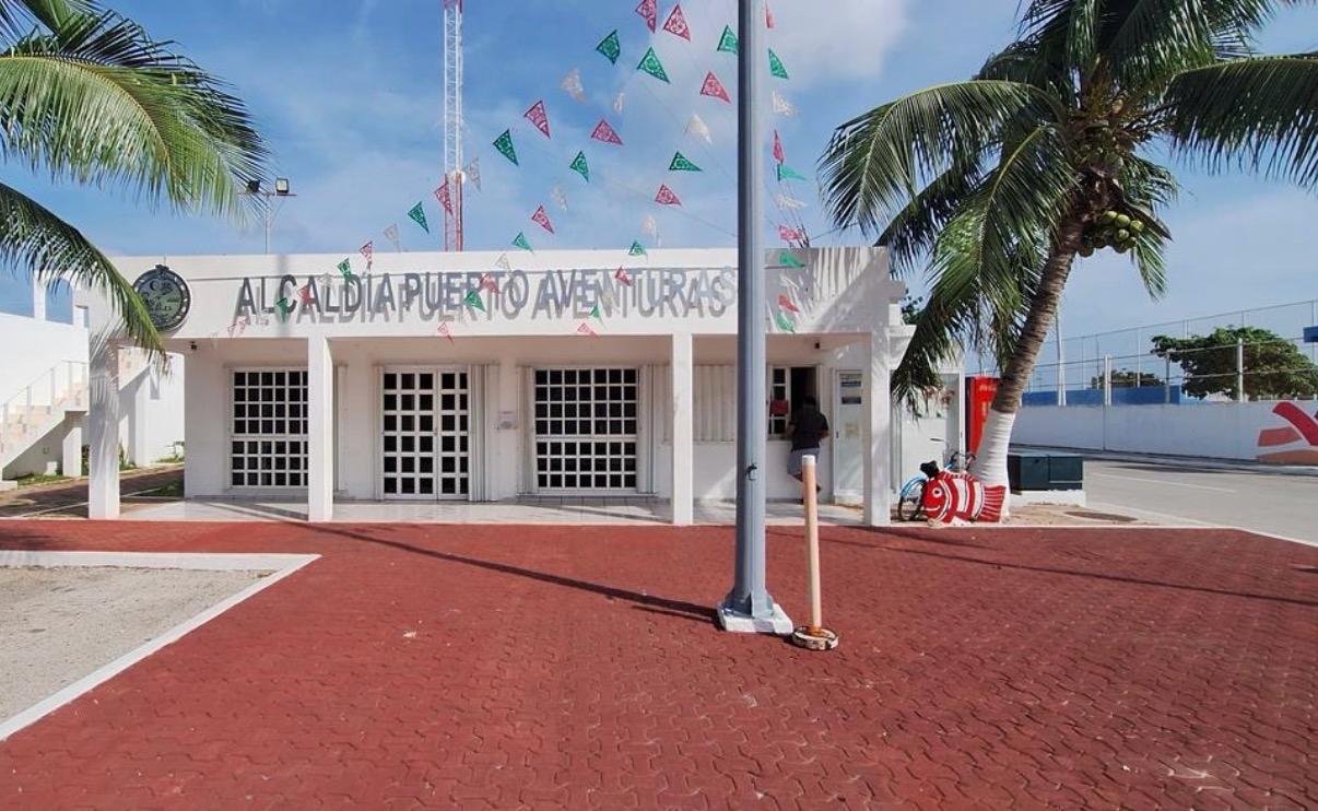 puerto aventuras mayors offices