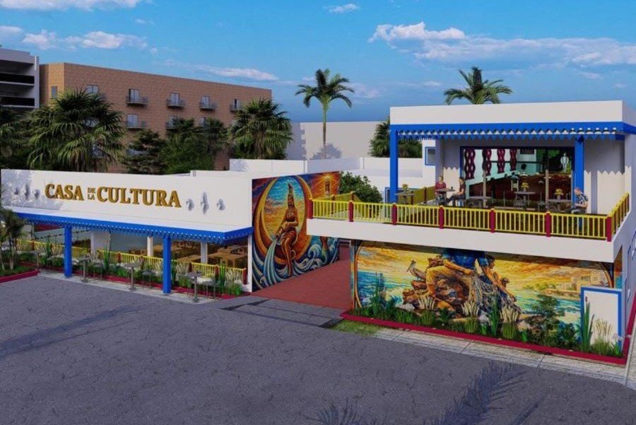 Mayor Atenea Gómez Ricalde speaking at a press conference about the new Casa de la Cultura in Isla Mujeres