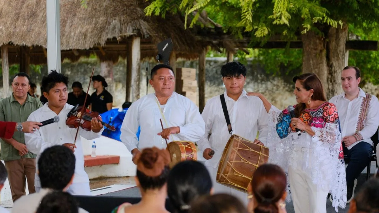 People gathered at the Instituto Tecnológico de Chetumal for the 3rd Rural and Community Tourism Forum