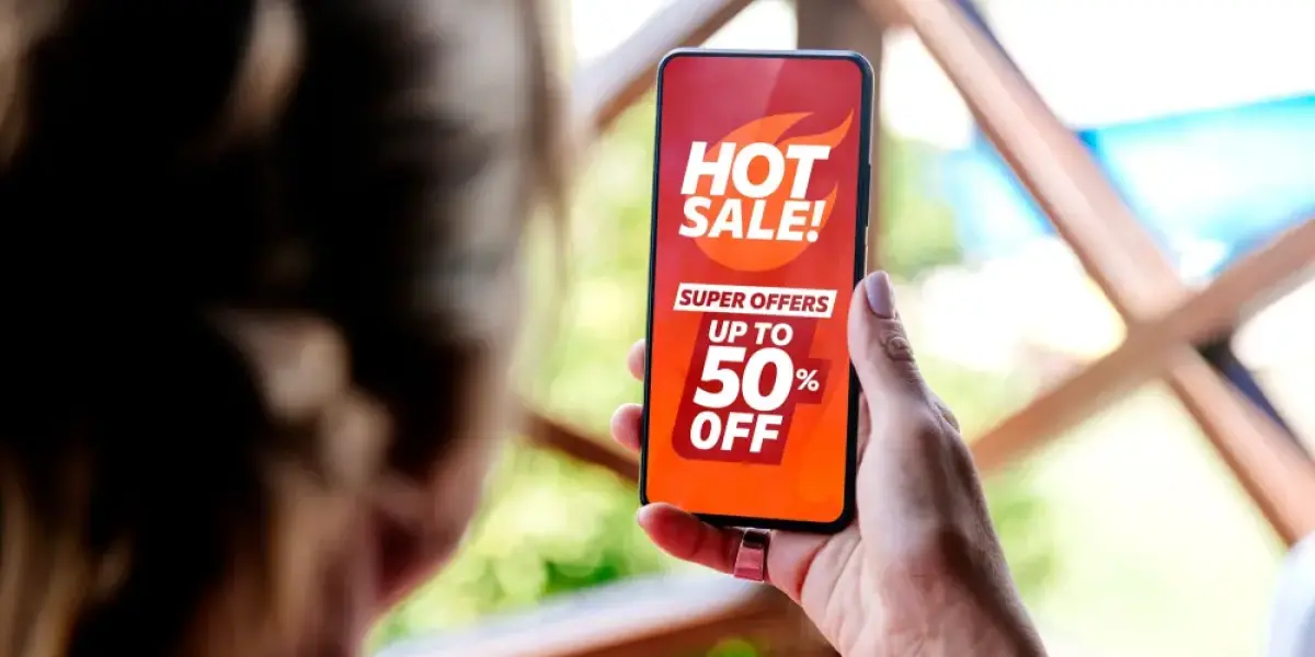 Infographic showing bank promotions for Hot Sale 2026 in Mexico