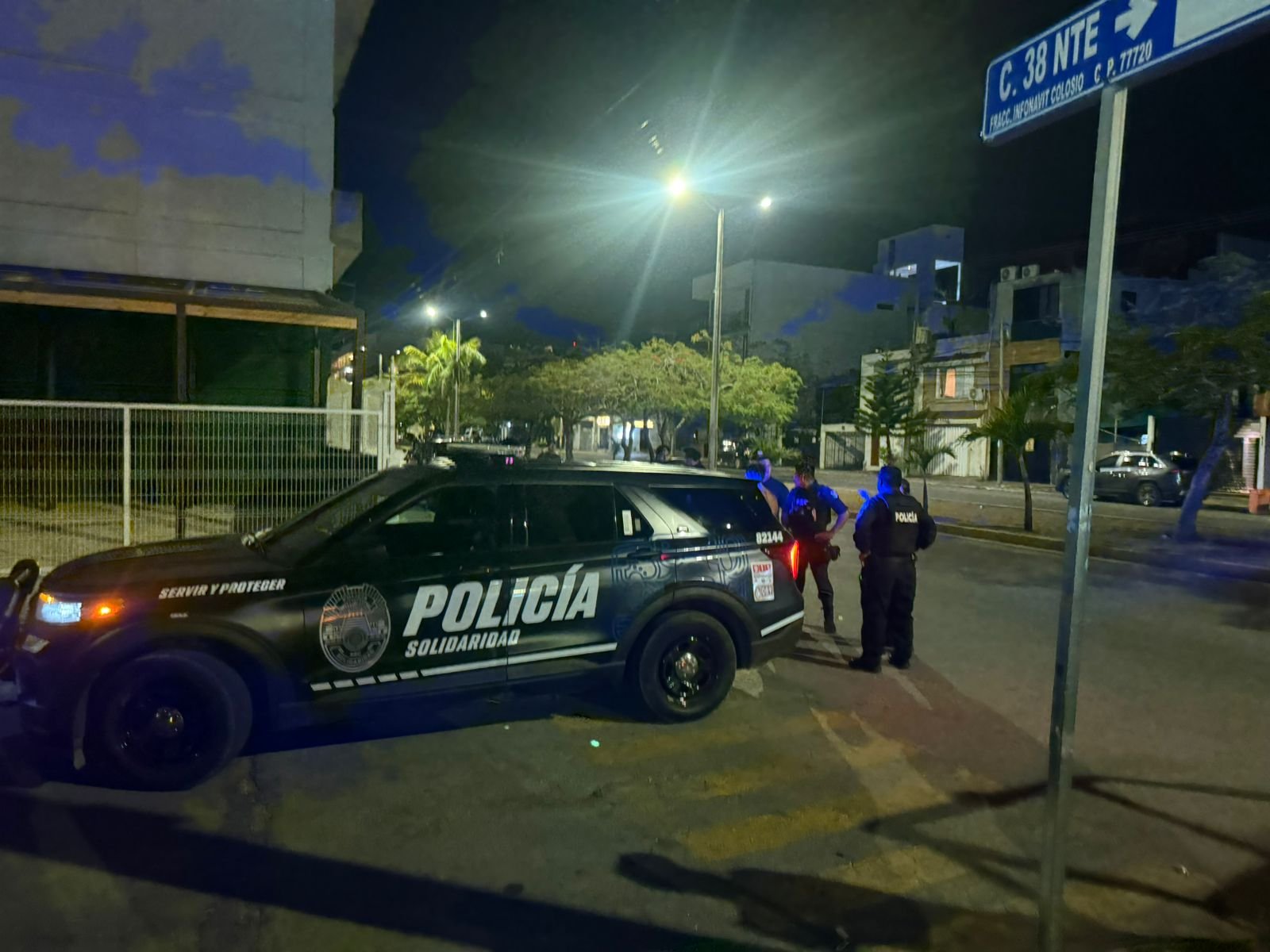 Street in a Playa del Carmen neighborhood where residents detained a man