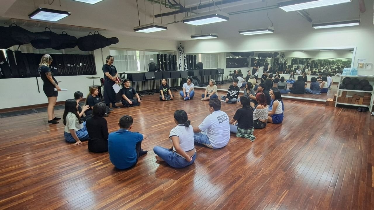 Students participating in dance diagnostic classes at OKAN School of Art in Cancun