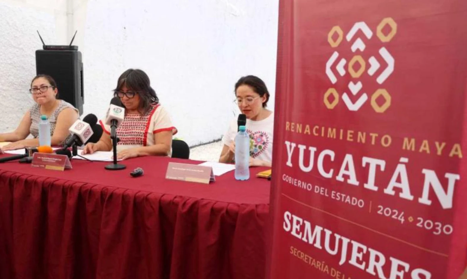 Officials and winners at the announcement of the 'Voices of Freedom' essay contest in Yucatan