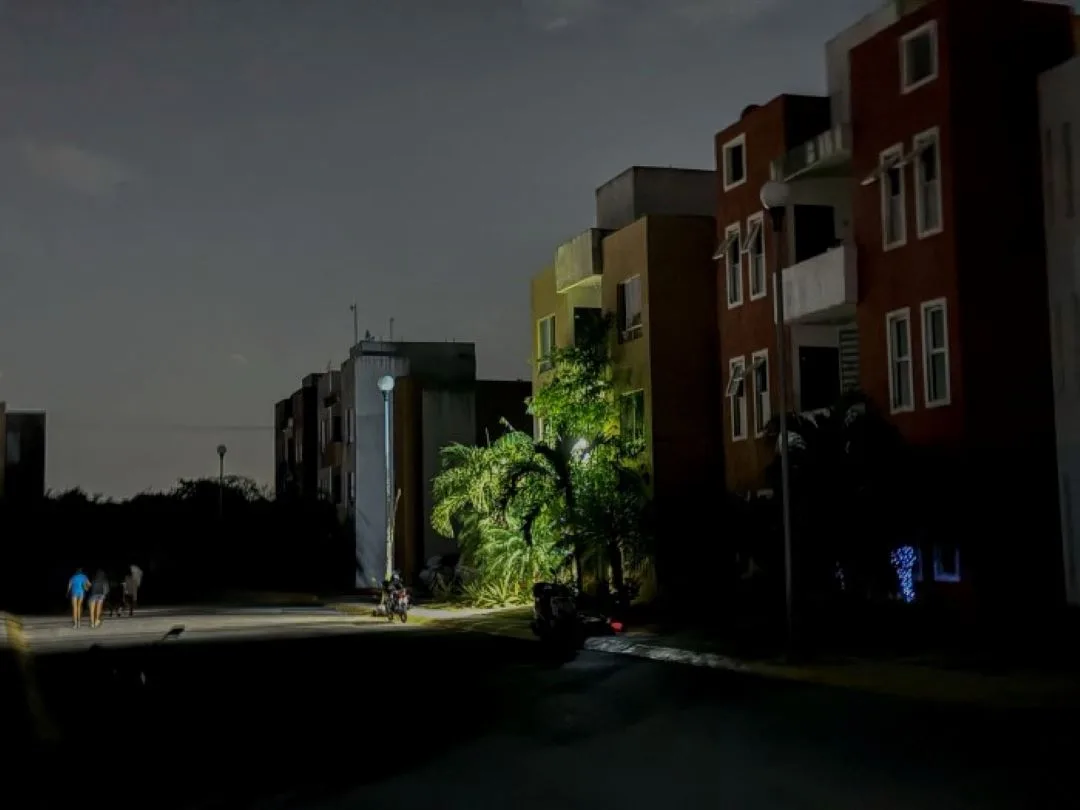 A dark street in Playa del Carmen during a power outage