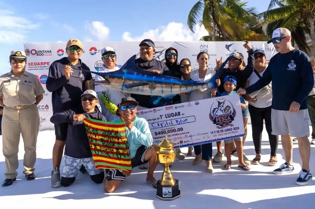A sport fishing boat named Crystal Blue at the XV Don Diego de la Peña tournament in Cancun
