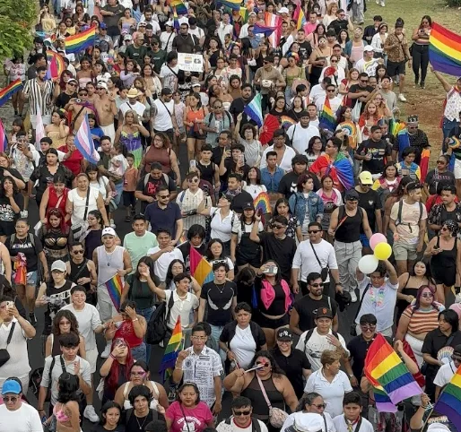 Screenshot of a news article about discrimination in Cancun
