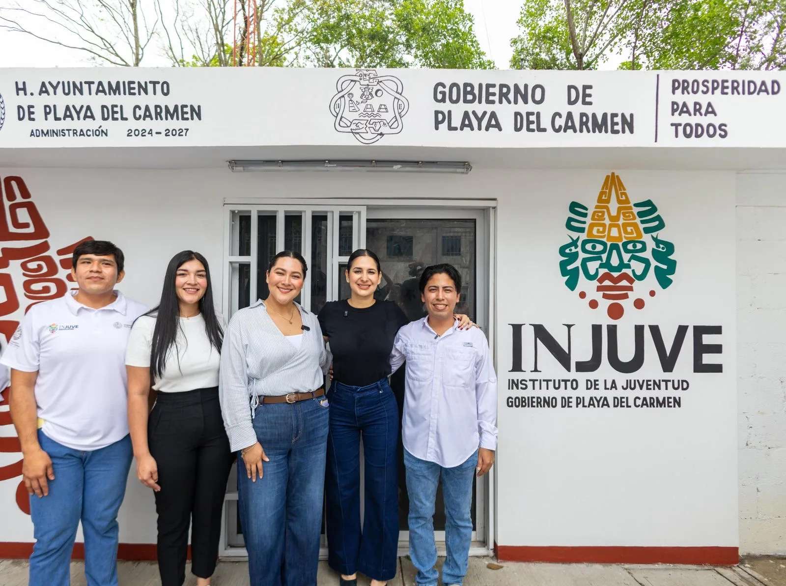 Mayor Estefania Mercado speaking at the inauguration of the Youth Liaison Office in Puerto Aventuras