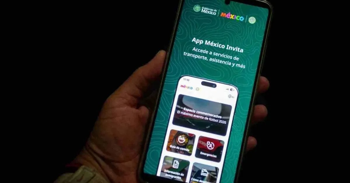 Screenshot of the Mexico Invita app showing fan routes and World Cup 2026 information