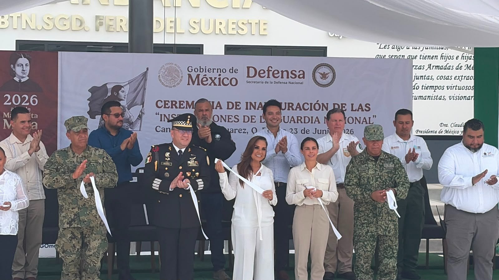 Officials at the inauguration of the National Guard's General Security Coordination headquarters in Cancún