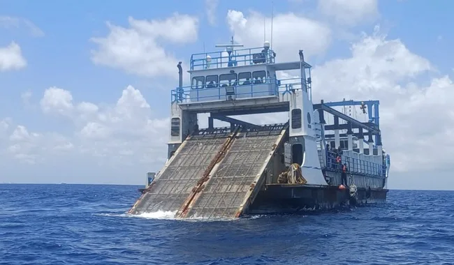 A sargasso collection vessel undergoing maintenance at the Chetumal Repair Center in Quintana Roo