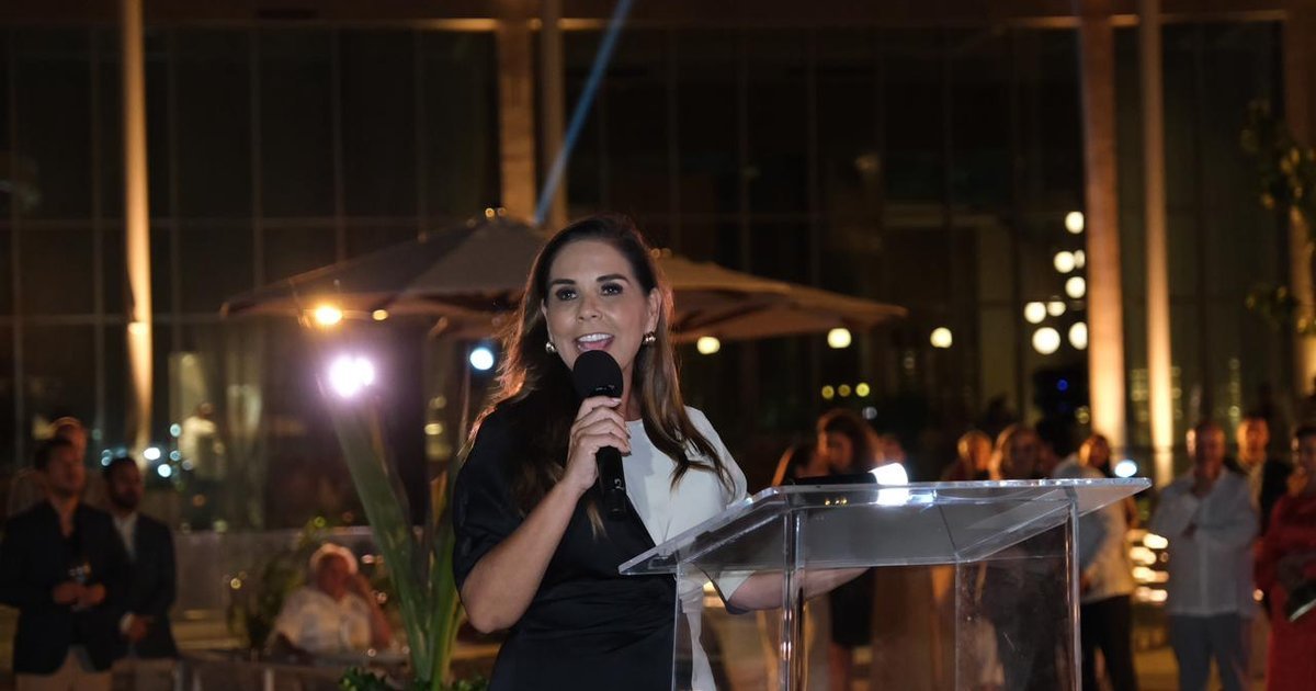 Governor Mara Lezama and officials cut the ribbon at the St. Regis Costa Mujeres hotel inauguration