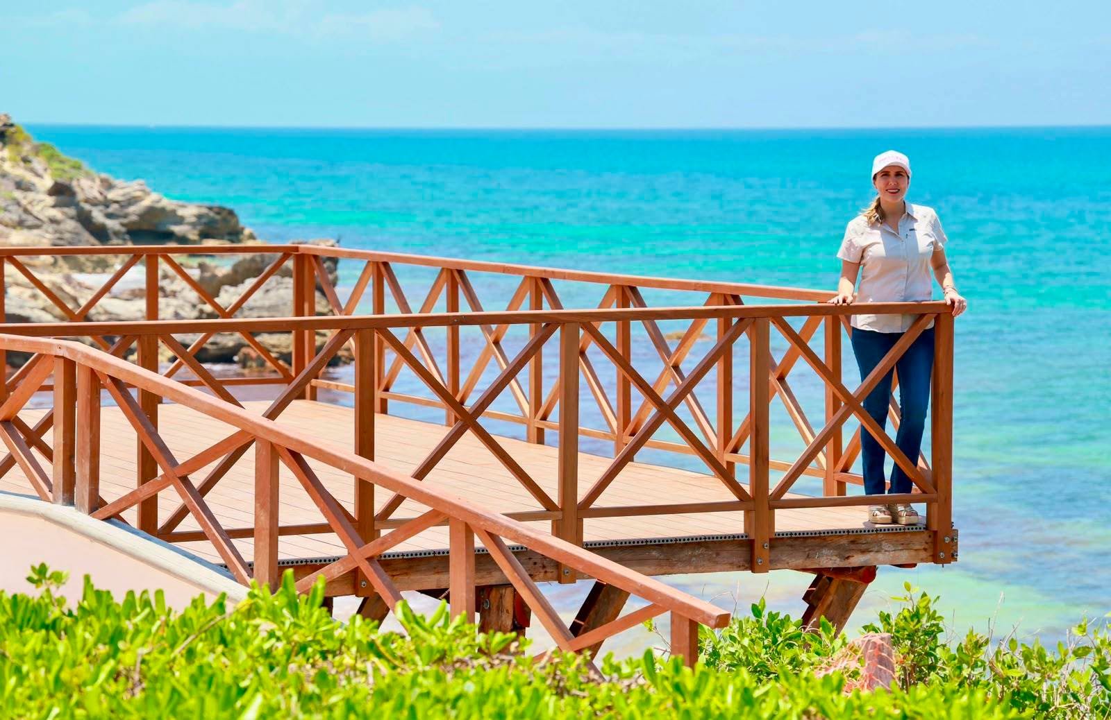 new lookout on the isla mujeres malecon