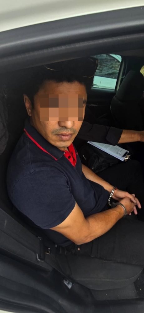 Photo of Alexander Garduño Ortiz, known as Dimas, a suspected organized crime operator arrested in Tizimín, Yucatán.