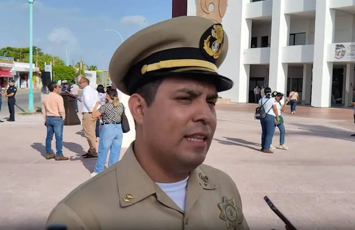A port captain inspects a boat in Bacalar or Chetumal, Quintana Roo