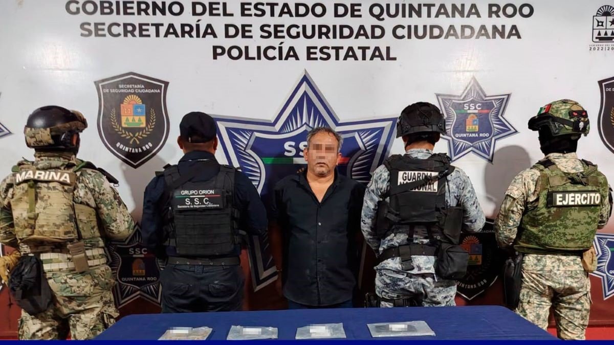 Police officers at a drug arrest scene in Cancun