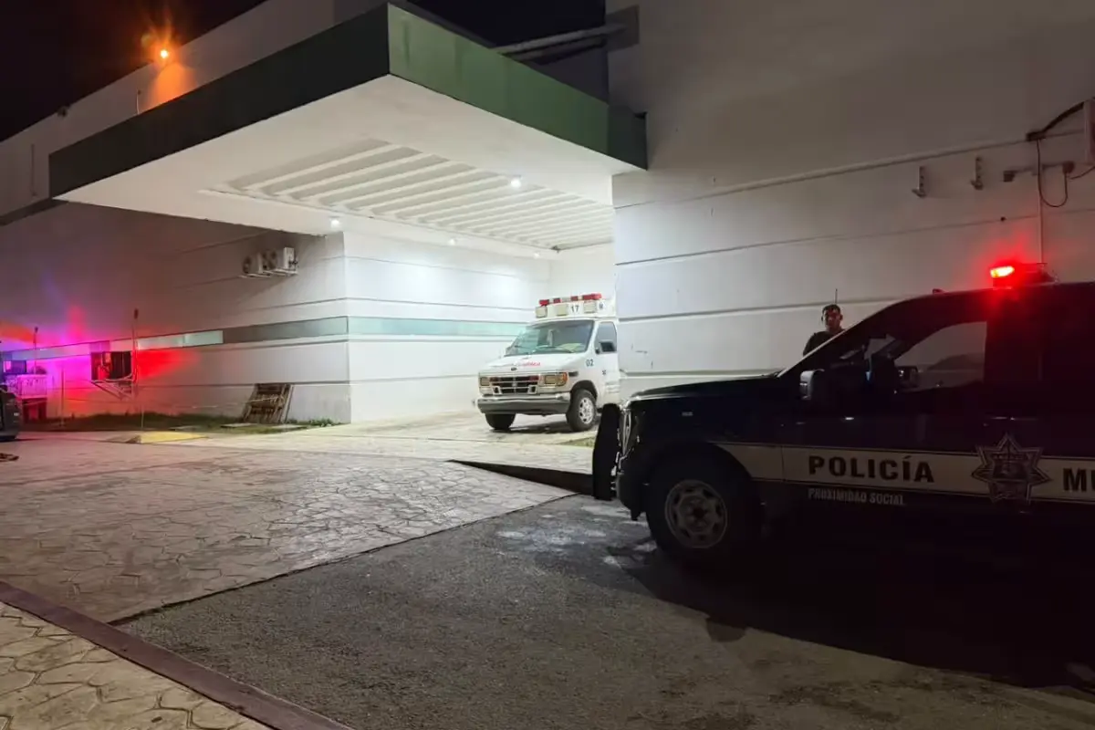 Exterior of Hospital General de Cancun where a shooting victim was admitted