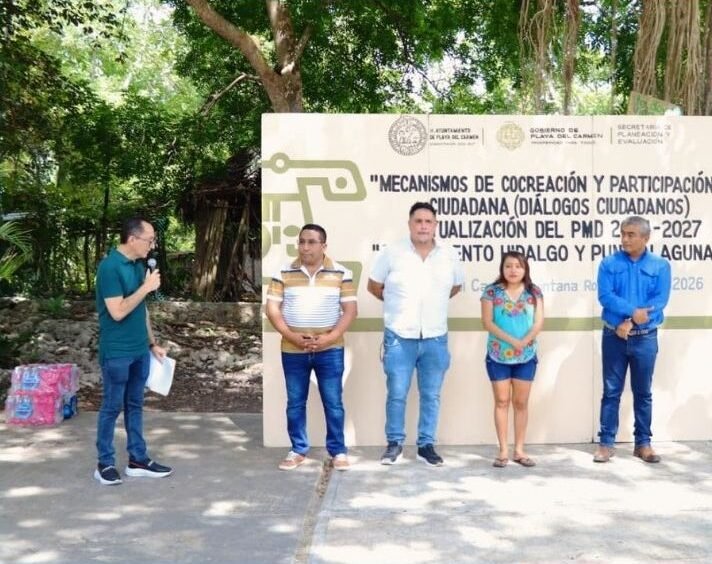 Residents of Campamento Hidalgo and Punta Laguna participate in citizen dialogues in Playa del Carmen
