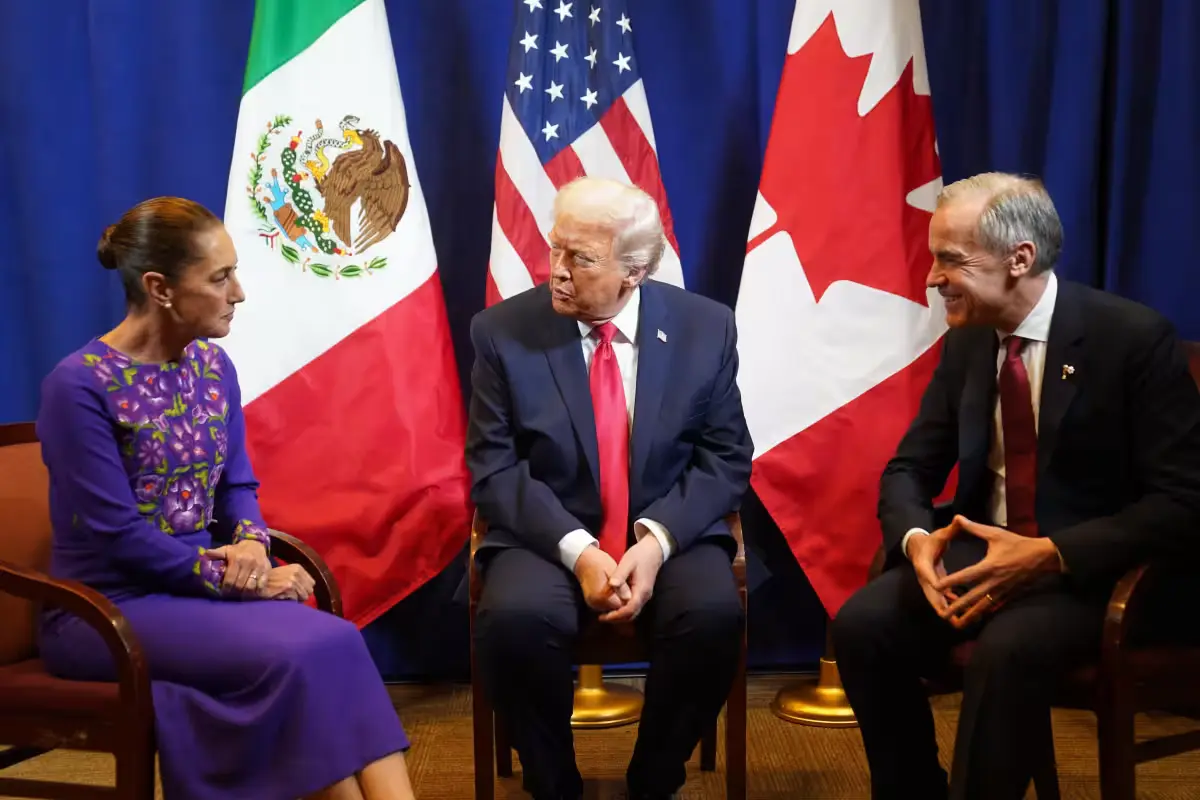 Mexican President Claudia Sheinbaum speaking at a press conference