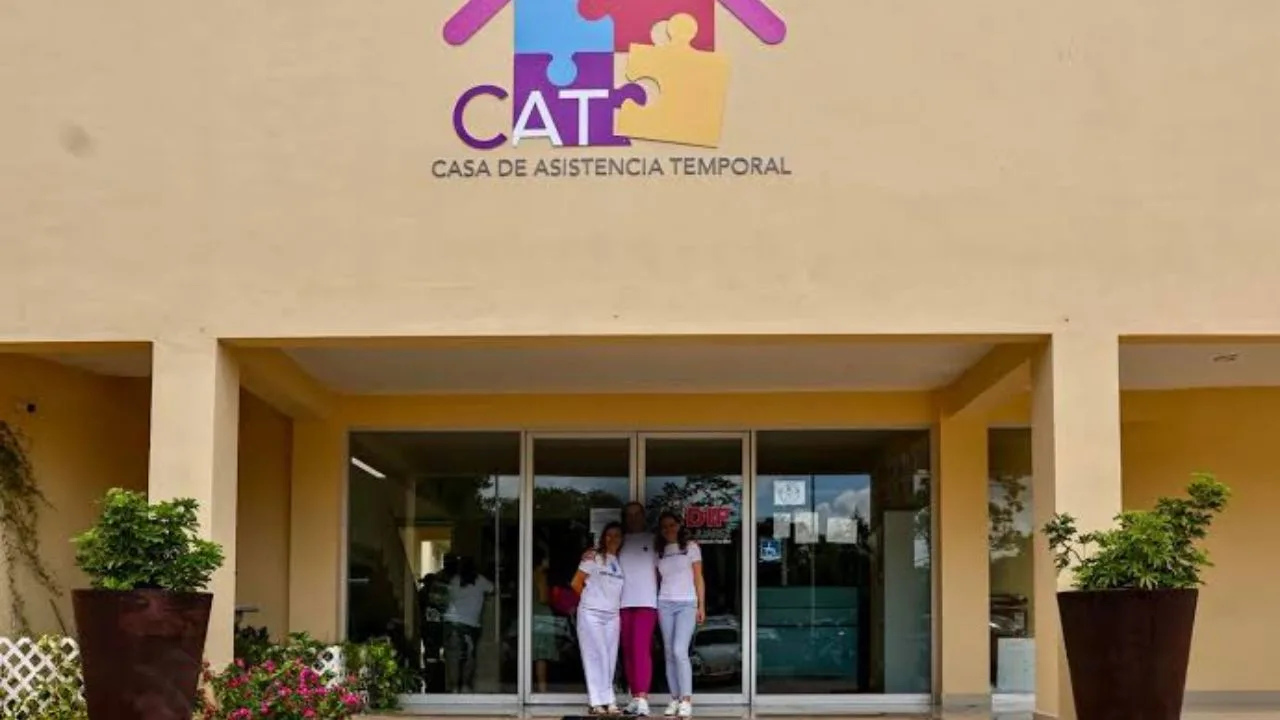 Exterior of the DIF Temporary Shelter in Cancun, Quintana Roo