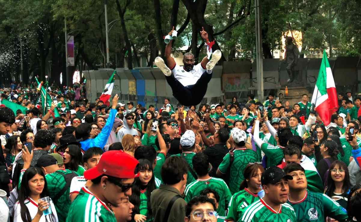 Mexican fans gathered at the Angel of Independence monument on Paseo de la Reforma