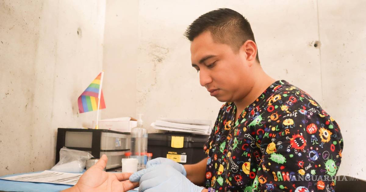 A person receiving an HIV test at a clinic in Tapachula, Mexico